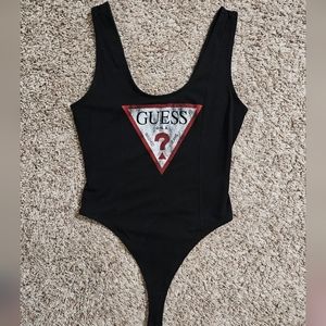 Guess bodysuit distressed logo